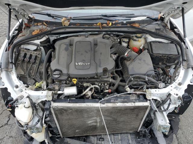 1G4ZP5SS1JU137808 - 2018 BUICK LACROSSE ESSENCE Белый фото 11