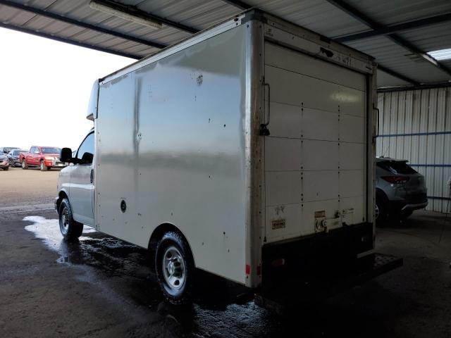 1GB0GRFGXK1259536 - 2019 CHEVROLET EXPRESS G3 WHITE photo 2