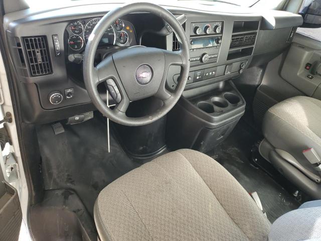 1GB0GRFGXK1259536 - 2019 CHEVROLET EXPRESS G3 WHITE photo 8