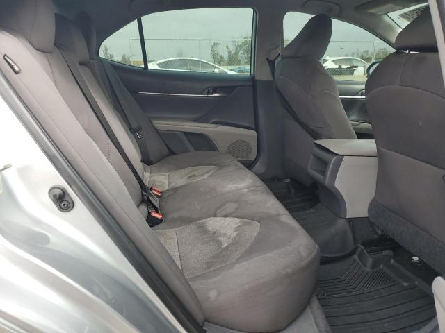 4T1B11HK4KU839769 - 2019 TOYOTA CAMRY L SILVER photo 10