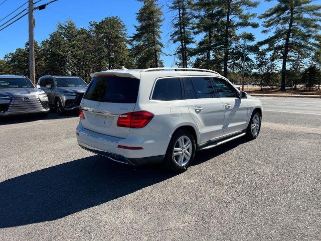 4JGDF7CE8DA191274 - 2013 MERCEDES-BENZ GL 450 4MATIC WHITE photo 3