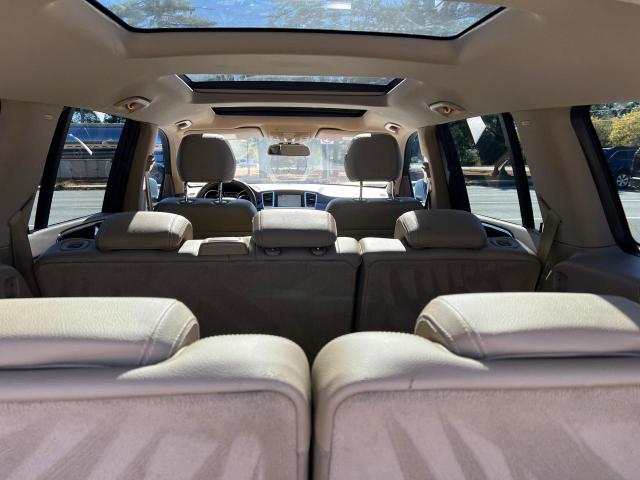 4JGDF7CE8DA191274 - 2013 MERCEDES-BENZ GL 450 4MATIC WHITE photo 9