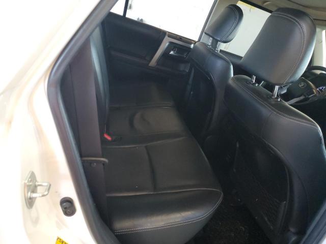 JTEBU5JR3H5431725 - 2017 TOYOTA 4RUNNER SR5/SR5 PREMIUM WHITE photo 11