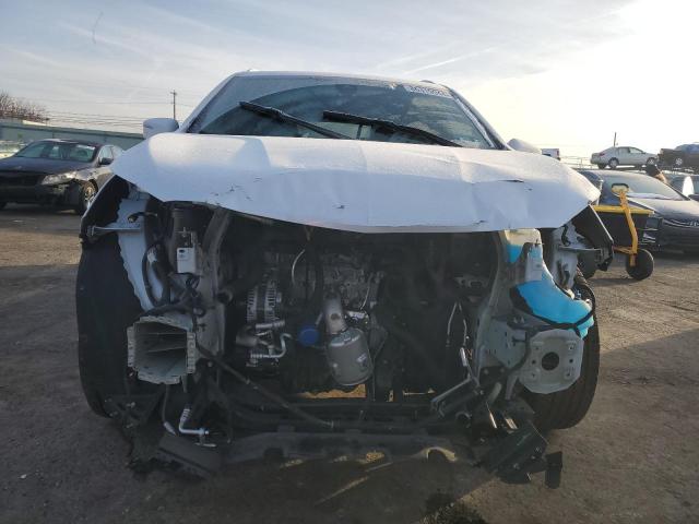 5GAEVCKWXJJ165335 - 2018 BUICK ENCLAVE AVENIR WHITE photo 5