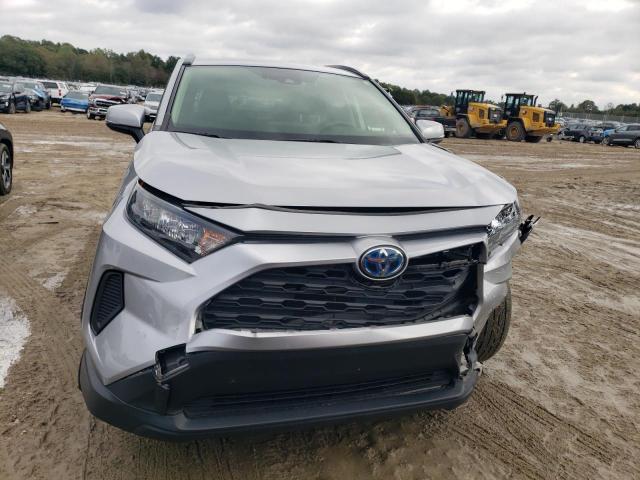 JTMMWRFV8LD071807 - 2020 TOYOTA RAV4 LE SILVER photo 5
