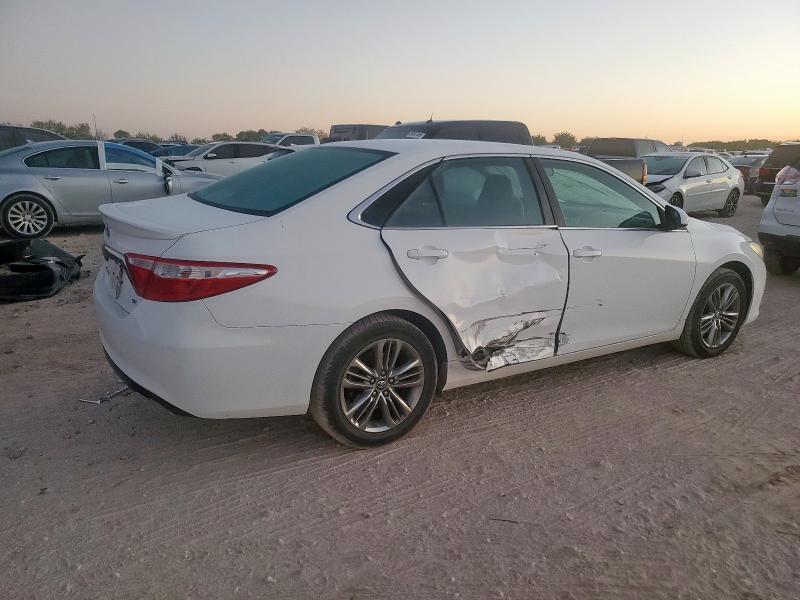 4T1BF1FK2GU238520 - 2016 TOYOTA CAMRY LE WHITE photo 3