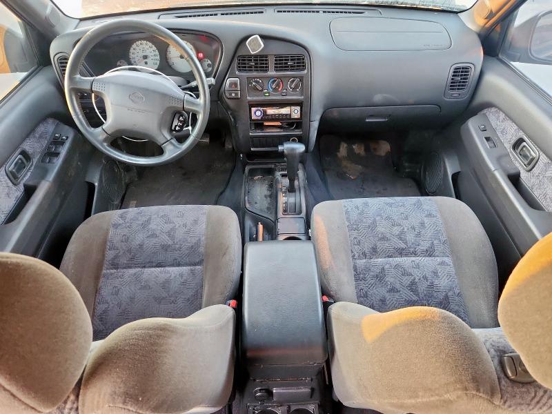 JN8AR07S4YW400223 - 2000 NISSAN PATHFINDER LE 黑色 照片 8