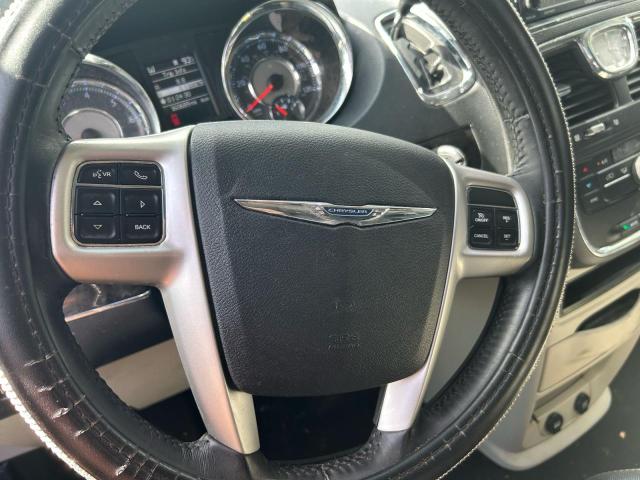 2C4RC1BG1GR259868 - 2016 CHRYSLER TOWN & COU TOURING SILVER photo 12