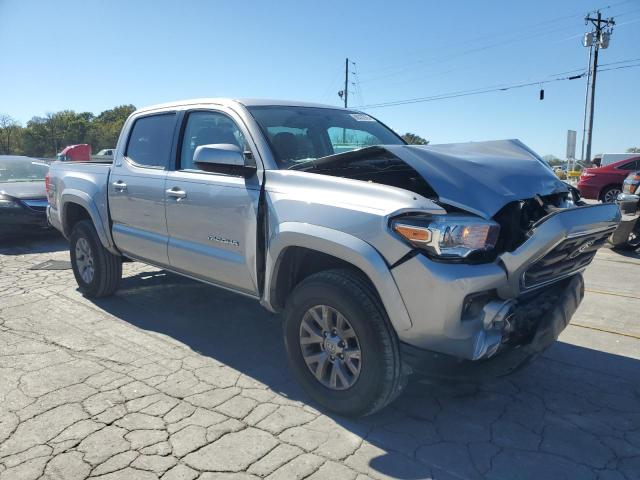 5TFAZ5CN5HX044786 - 2017 TOYOTA TACOMA DOUBLE CAB SILVER photo 4