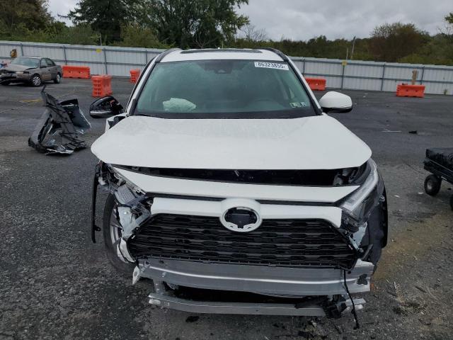 JTMRWRFV7SD333076 - 2025 TOYOTA RAV4 XLE WHITE photo 5