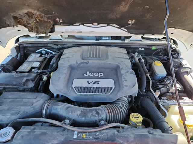 1C4BJWEGXHL651824 - 2017 JEEP WRANGLER U SAHARA WHITE photo 11