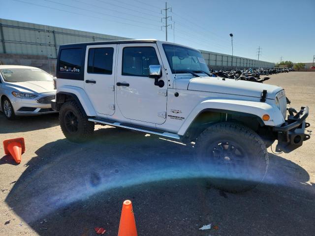 1C4BJWEGXHL651824 - 2017 JEEP WRANGLER U SAHARA WHITE photo 4