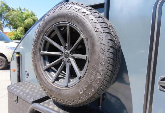 UKR2A151XNE000858 - 2022 CAMPER TRAILER BLUE photo 9