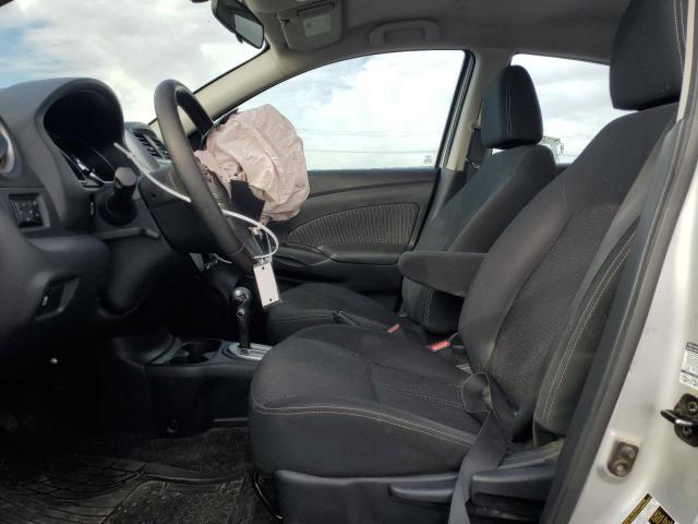 3N1CN7AP7GL822913 - 2016 NISSAN VERSA S SILVER photo 7