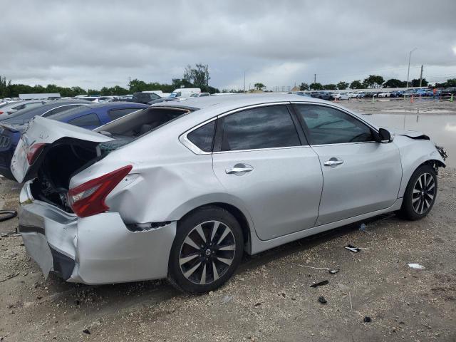 1N4AL3AP7JC245411 - 2018 NISSAN ALTIMA 2.5 银色 照片 3