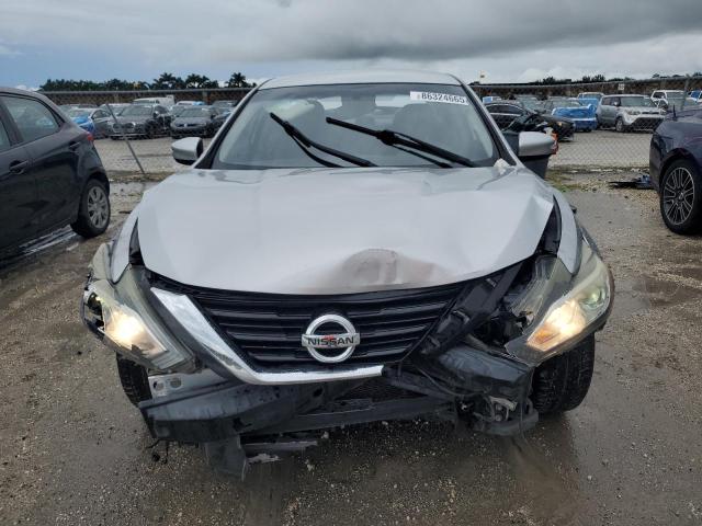 1N4AL3AP7JC245411 - 2018 NISSAN ALTIMA 2.5 银色 照片 5