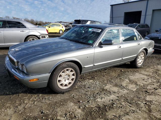 2003 JAGUAR XJ8, 