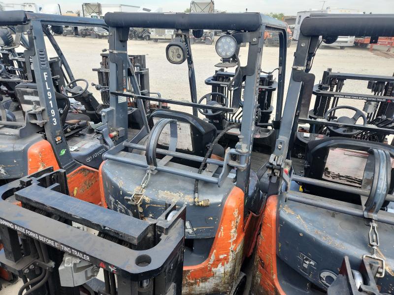8FGCU2063489 - 2014 TOYOTA 8FGCU20 Naranja foto 4