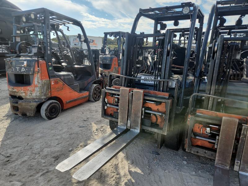 8FGCU2063491 - 2014 TOYOTA 8FGCU20 Қызғылт сары фото 2