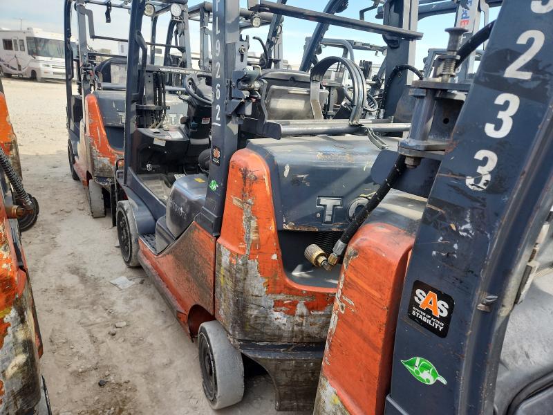 8FGCU2063861 - 2014 TOYOTA 8FGCU20 Naranja foto 3