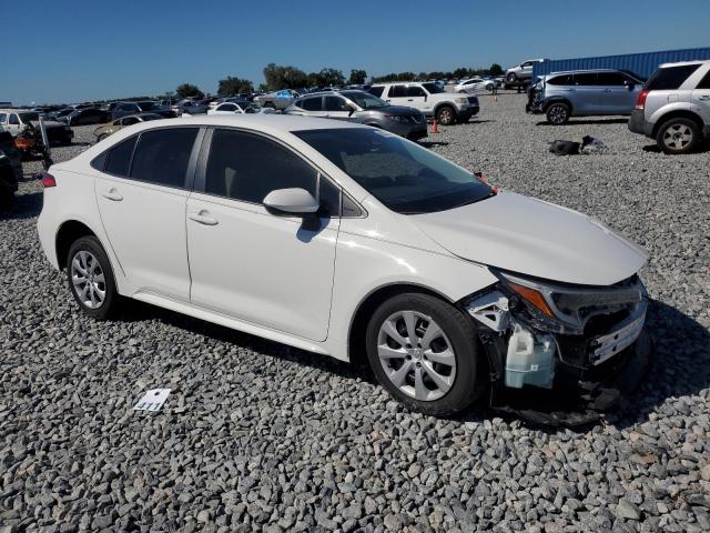 JTDBCMFE2P3000665 - 2023 TOYOTA COROLLA LE WHITE photo 4