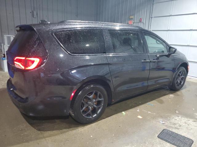 2C4RC1BG8JR357447 - 2018 CHRYSLER PACIFICA TOURING L BLACK photo 3