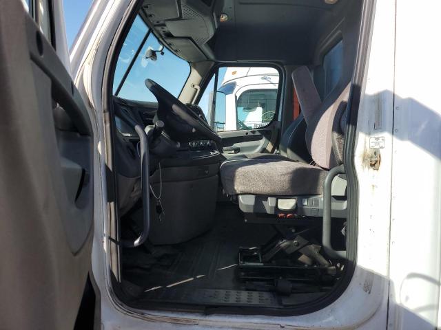 1FUBGEDV3FLGH4777 - 2015 FREIGHTLINER CASCADIA 1 白色 照片 6