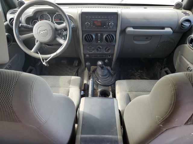 1J4GA59187L104520 - 2007 JEEP WRANGLER SAHARA 绿色 照片 8