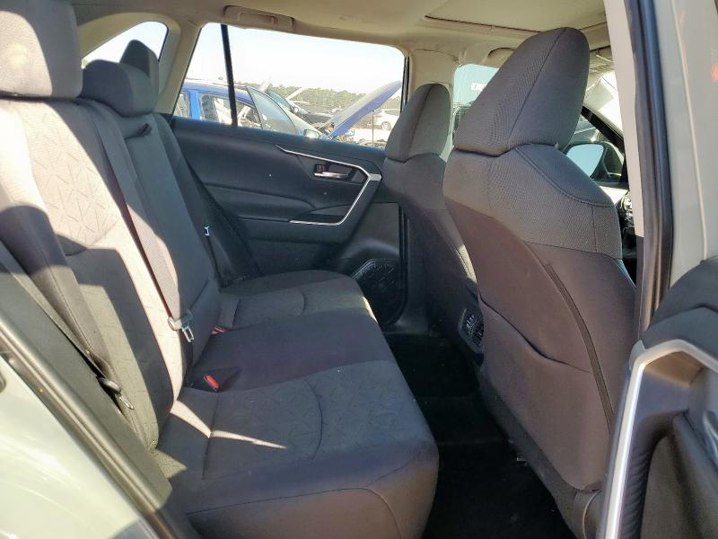 2T3W1RFV7MW155645 - 2021 TOYOTA RAV4 XLE 灰色 照片 11