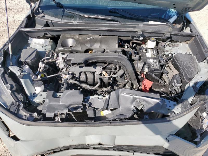 2T3W1RFV7MW155645 - 2021 TOYOTA RAV4 XLE 灰色 照片 12