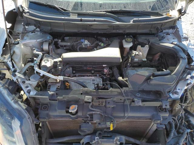 KNMAT2MT5JP506198 - 2018 NISSAN ROGUE S 银色 照片 12