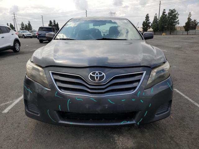 4T1BF3EK4AU077320 - 2010 TOYOTA CAMRY BASE GRAY photo 5