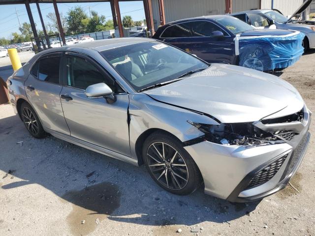 4T1G11AK7PU814131 - 2023 TOYOTA CAMRY SE NIGHT SHADE SILVER photo 4