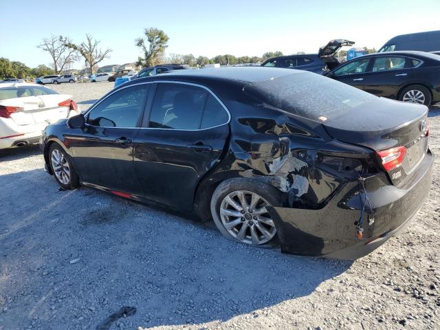 4T1B11HK2JU519784 - 2018 TOYOTA CAMRY L BLACK photo 2