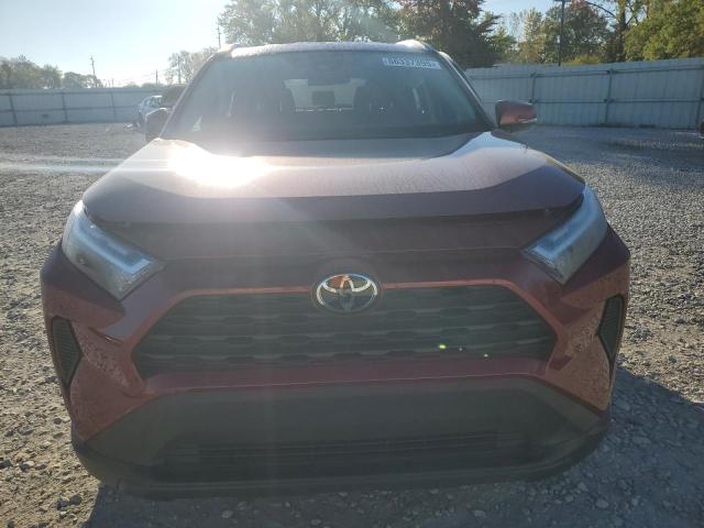 2T3P1RFVXRW481323 - 2024 TOYOTA RAV4 XLE BURGUNDY photo 5