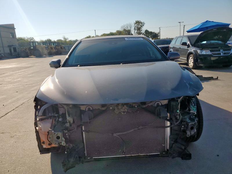 4T1B11HK7JU571315 - 2018 TOYOTA CAMRY L GRAY photo 5