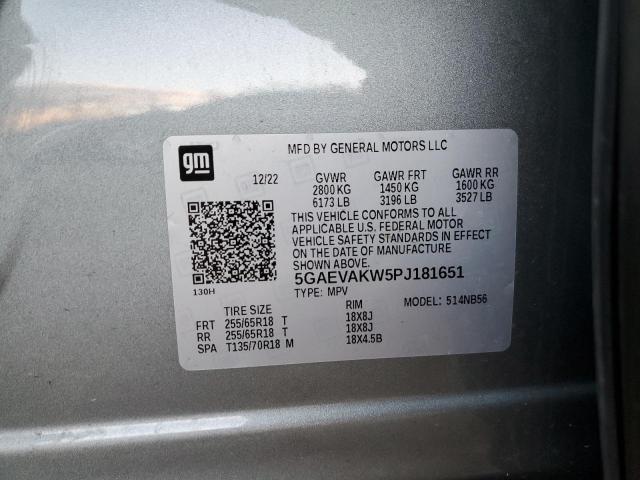 5GAEVAKW5PJ181651 - 2023 BUICK ENCLAVE ESSENCE Gümüş foto 13