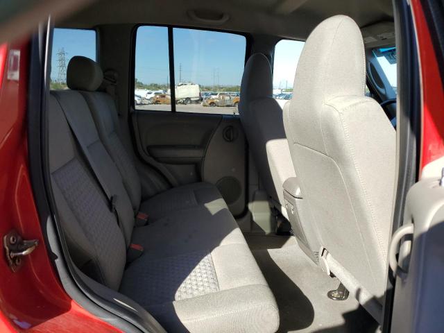 1J4GK48K15W516551 - 2005 JEEP LIBERTY SPORT RED photo 10
