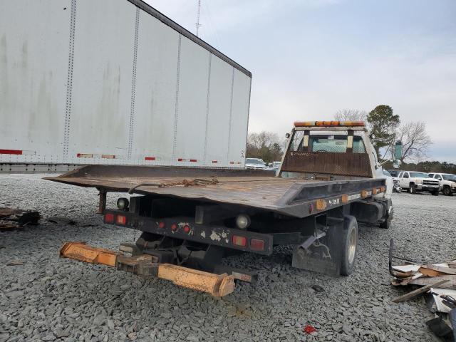 1GBJ6H1C42J510508 - 2002 CHEVROLET C-SERIES C6H042 WHITE photo 3