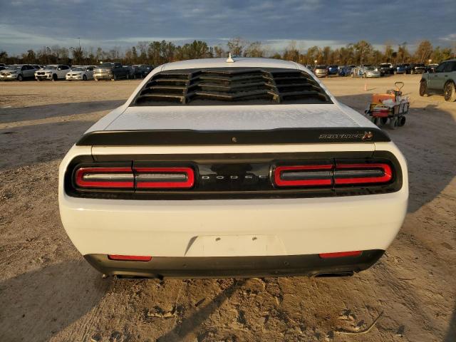 2C3CDZFJ8PH575074 - 2023 DODGE CHALLENGER R/T SCAT PACK WHITE photo 6