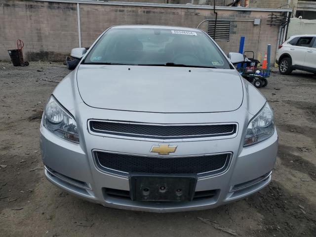 1G1ZC5E05CF326570 - 2012 CHEVROLET MALIBU 1LT SILVER photo 5