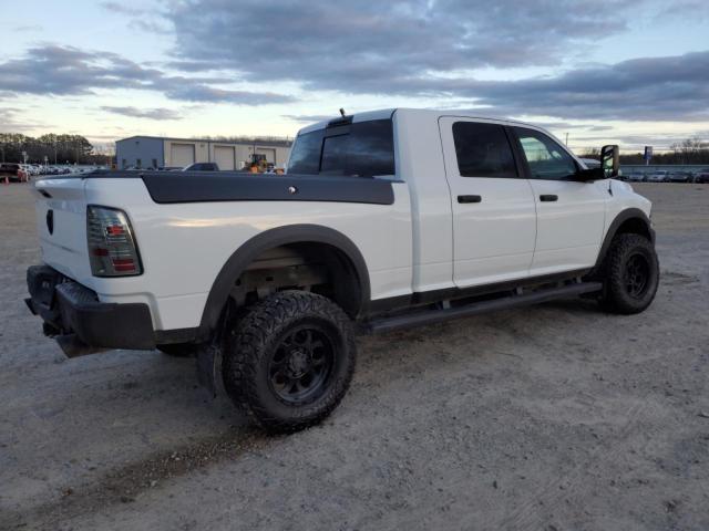 3C6UR5MJ1GG305043 - 2016 RAM 2500 SLT WHITE photo 3