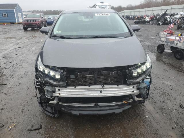 JTDKARFP2K3117093 - 2019 TOYOTA PRIUS PRIM 灰色 照片 5