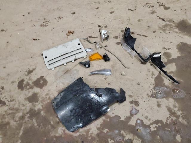 2C4RC1CG2FR582579 - 2015 CHRYSLER TOWN & COU TOURING L GRAY photo 13