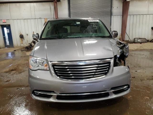 2C4RC1CG2FR582579 - 2015 CHRYSLER TOWN & COU TOURING L GRAY photo 5