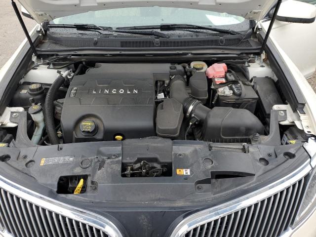 1LNHL9EK2DG617644 - 2013 LINCOLN MKS WHITE photo 11