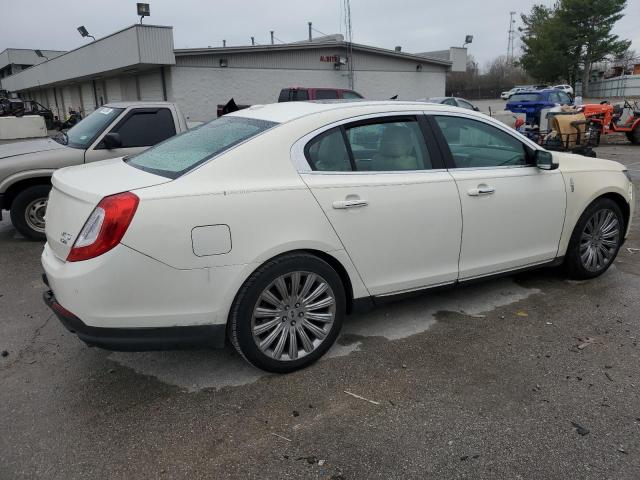 1LNHL9EK2DG617644 - 2013 LINCOLN MKS WHITE photo 3