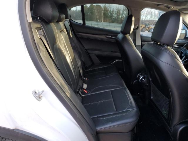 ZASFAKBN3J7B72146 - 2018 ALFA ROMEO STELVIO TI თეთრი ფოტო 11