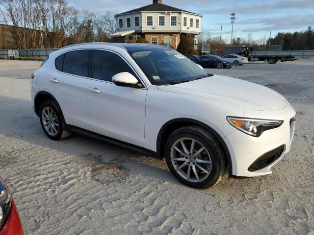 ZASFAKBN3J7B72146 - 2018 ALFA ROMEO STELVIO TI თეთრი ფოტო 4