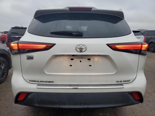 5TDGZRBHXLS510451 - 2020 TOYOTA HIGHLANDER XLE WHITE photo 6